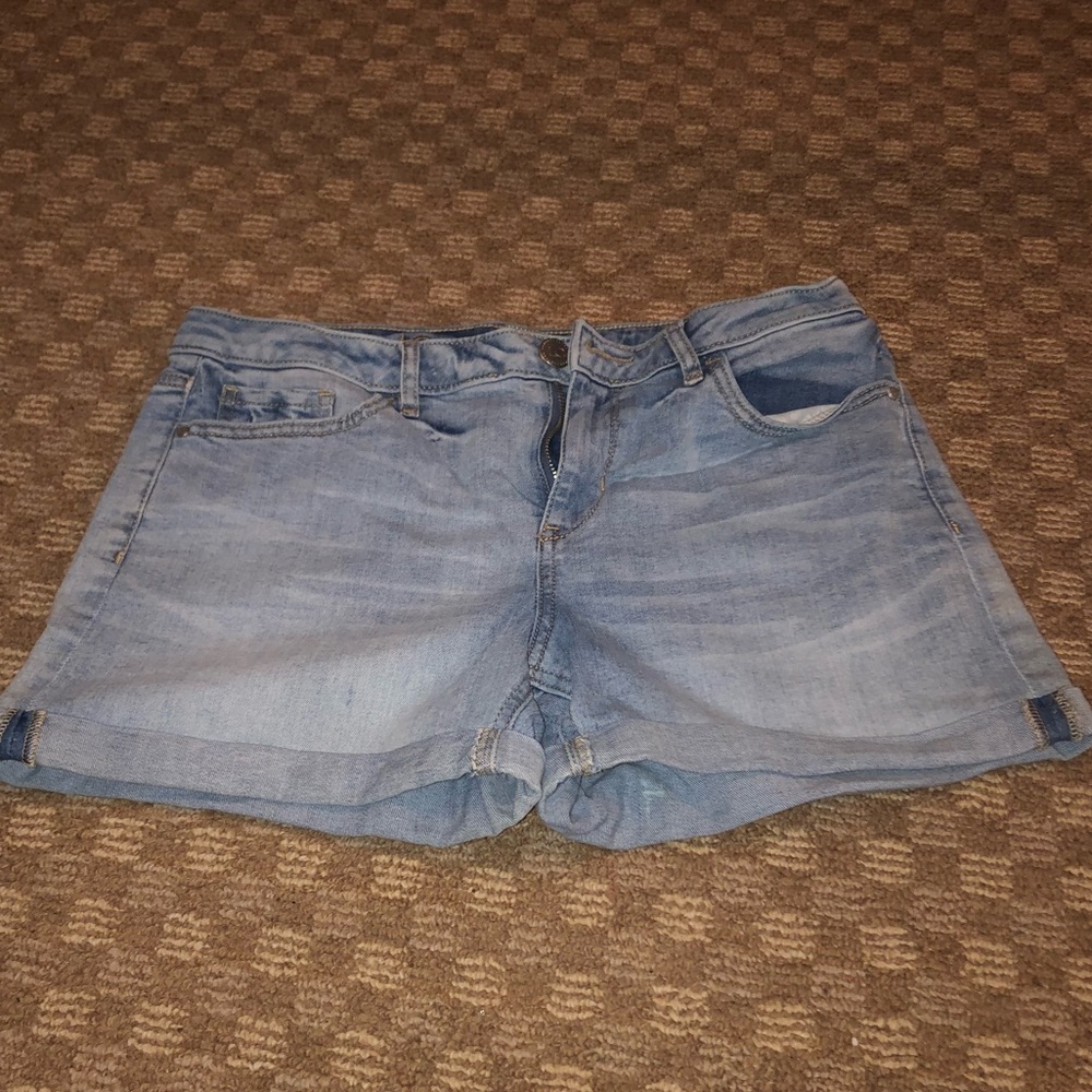 Lauren Conrad Shorts. NWOT.